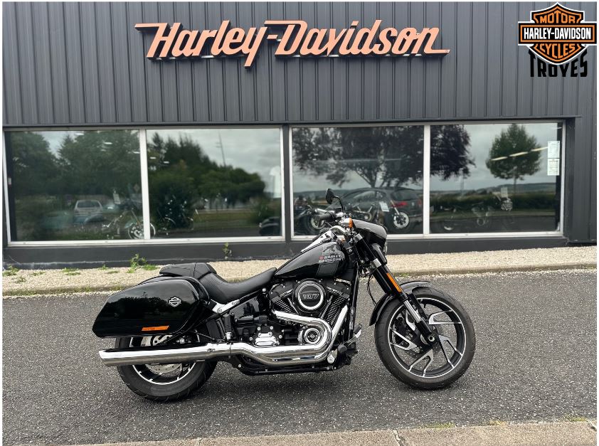 Harley-Davidson Softail Sport Glide 2023 seulement 4300 kms Bridable A2