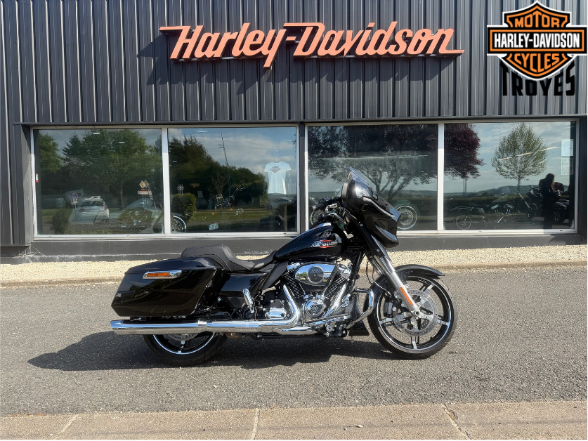 Harley-Davidson Touring Street Glide 2025 11500km