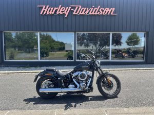Harley-Davidson Softail Street Bob 2025 seulement 1700 kms Silencieux Dr.Jekill